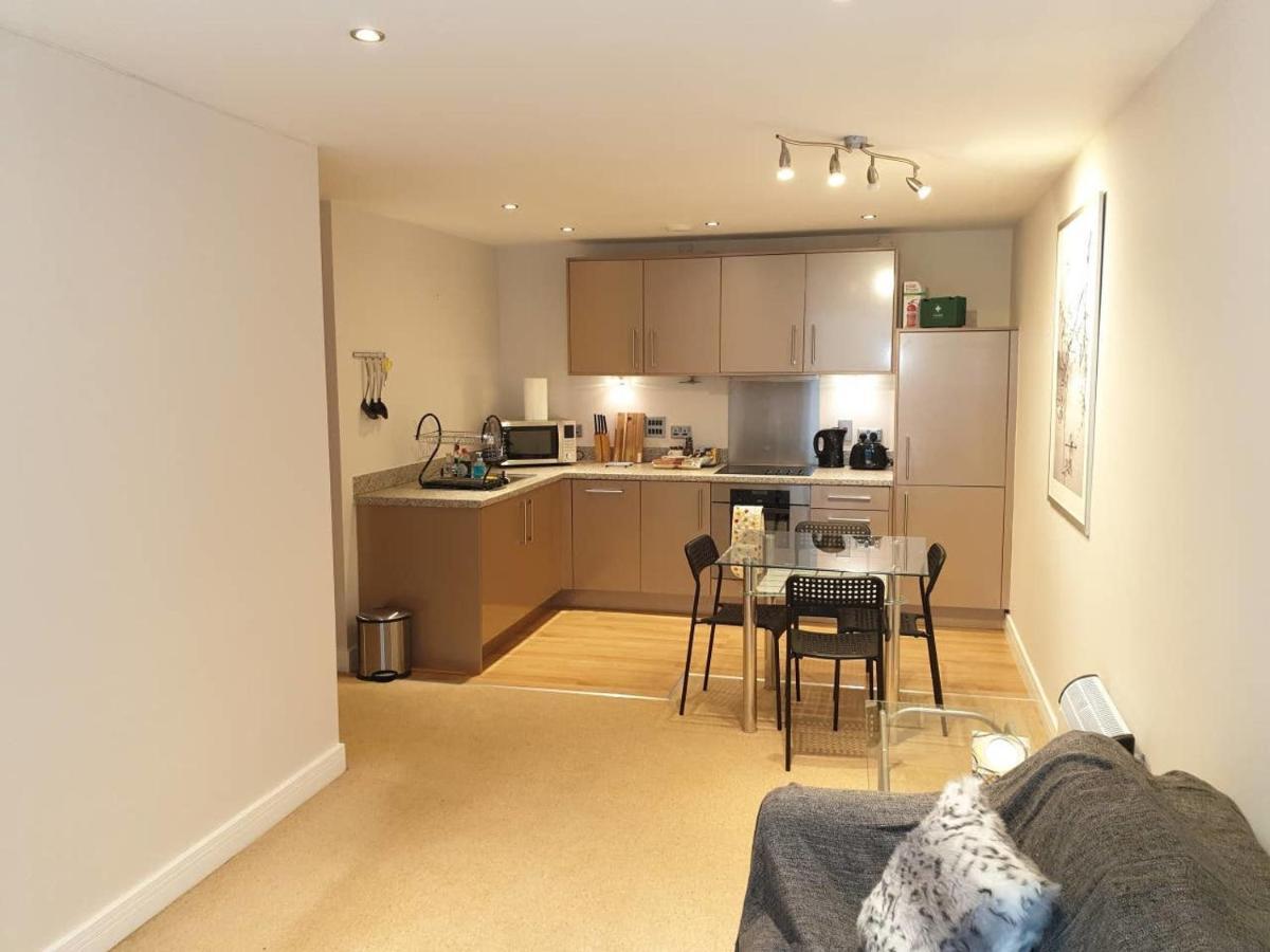 Birmingham Ruby 2-Bedroom Apartment City Centre Buitenkant foto